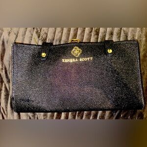 Kendra Scott Jewelry Case $50